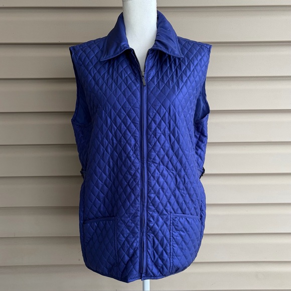 Peck & Peck Jackets & Blazers - •Peck & Peck• Lightweight Quilted Shimmery Vest - Size XL